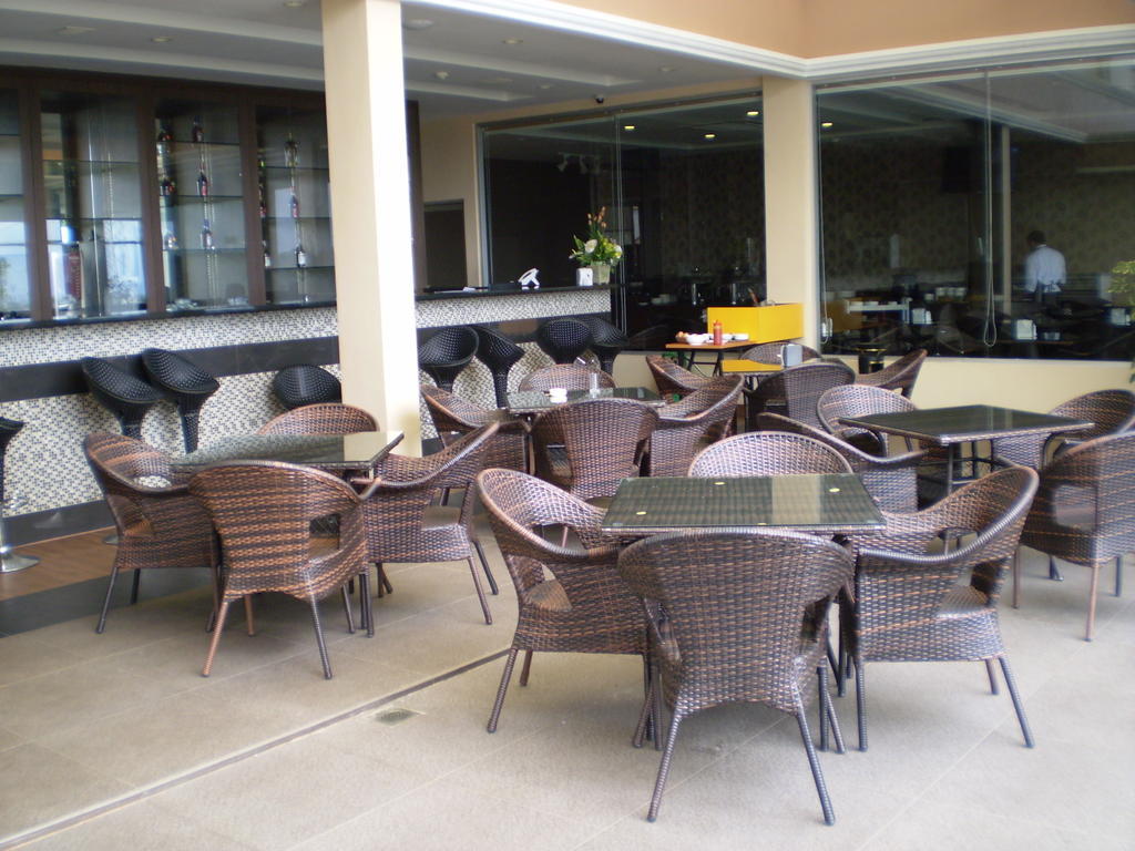 Batam Os Hotel Edukits Fka Venesia Hotel מראה חיצוני תמונה