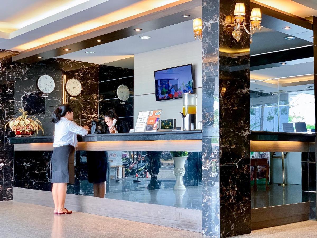 Batam Os Hotel Edukits Fka Venesia Hotel מראה חיצוני תמונה