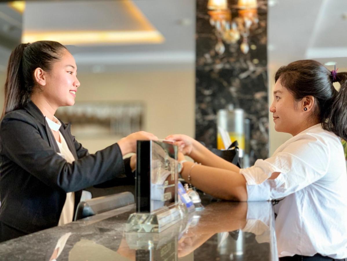 Batam Os Hotel Edukits Fka Venesia Hotel מראה חיצוני תמונה