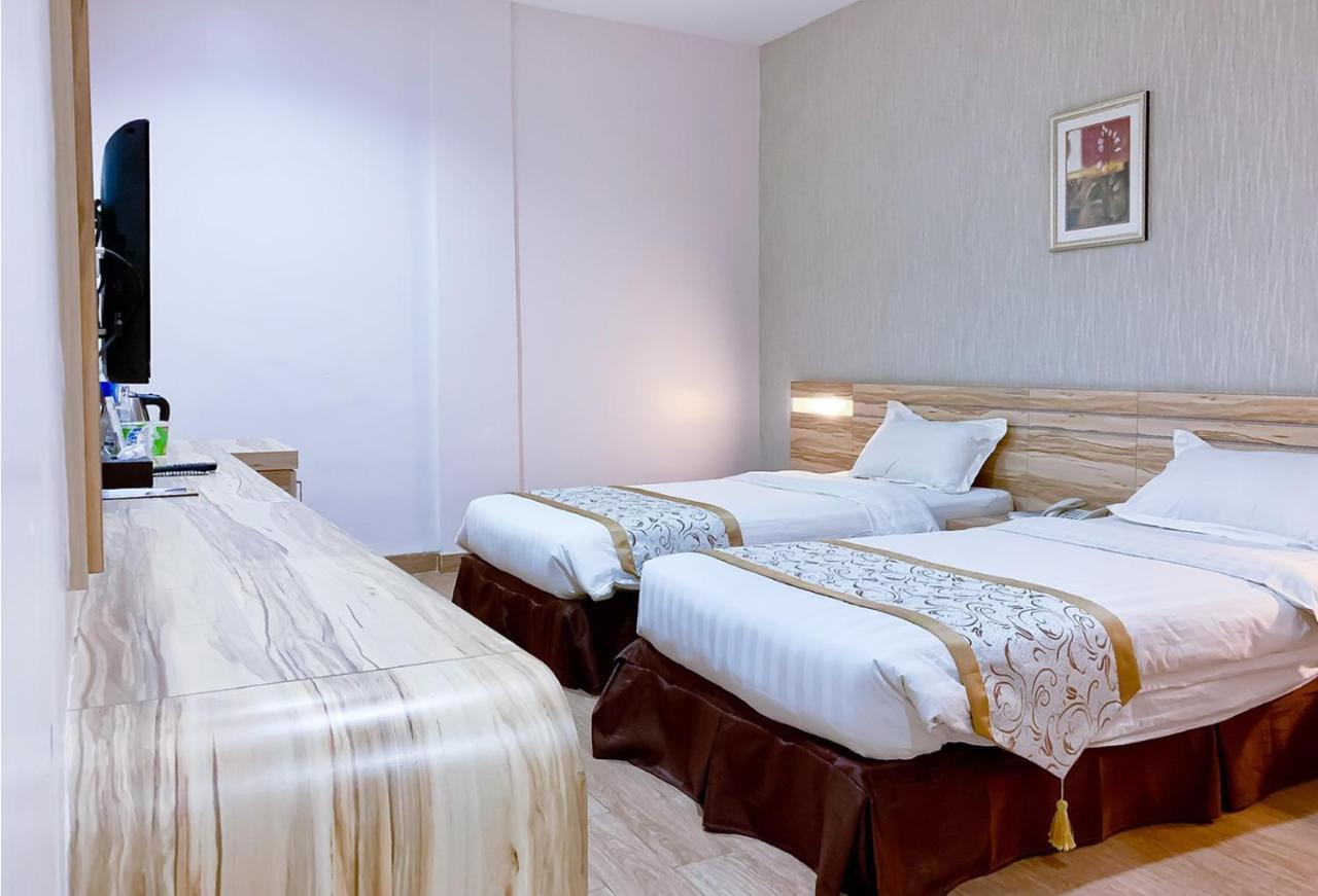 Batam Os Hotel Edukits Fka Venesia Hotel מראה חיצוני תמונה
